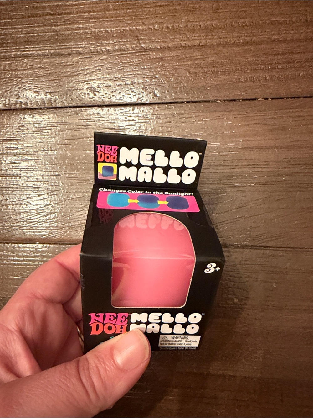 NeeDoh Mello Mallo Color-Changing Squishy Toy - Pink - Picture 5 of 6